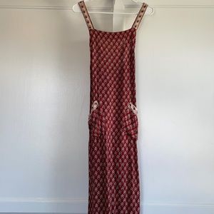 Flynn Skye maxi apron dress size 2. I’m a size M and it fits. See photos